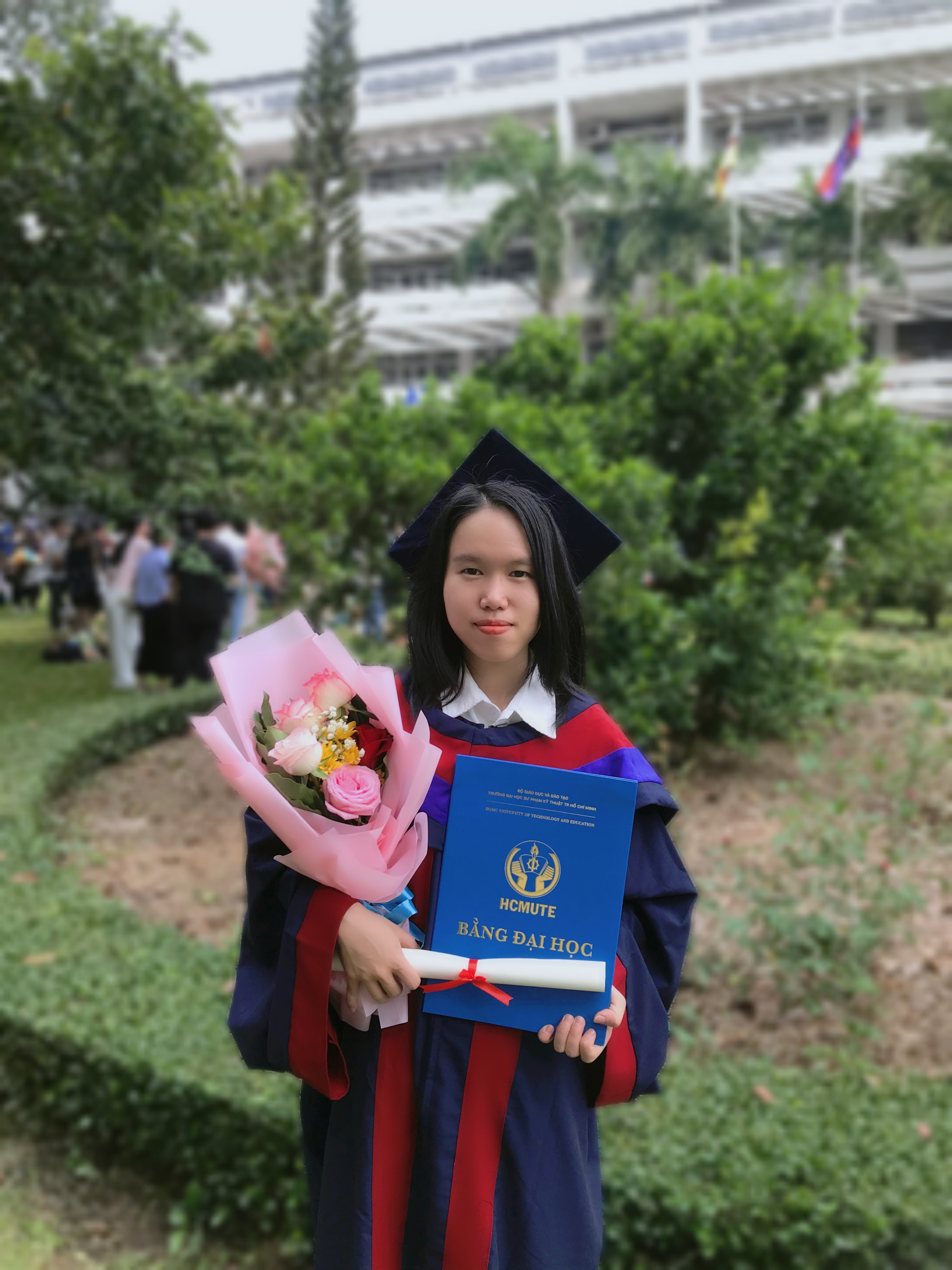 Bùi Thị Khánh Ly